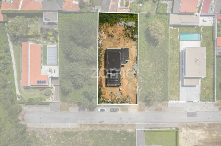 Moradia T4 para Venda em Serzedo e Perosinho