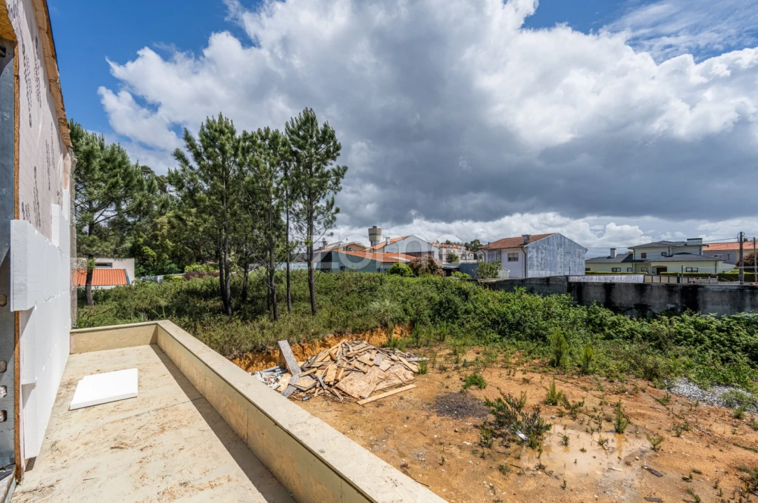 Moradia T4 para Venda em Serzedo e Perosinho Foto 29