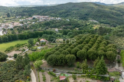 Quinta T3 para Venda em Vela