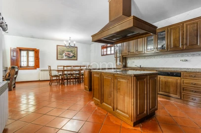 Quinta T5 para Venda em Cristelos, Boim e Ordem