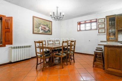 Quinta T5 para Venda em Cristelos, Boim e Ordem