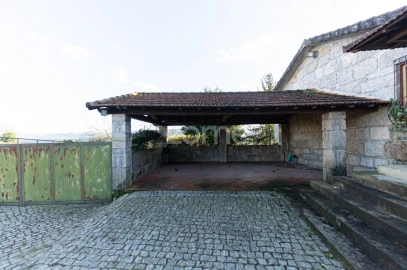 Quinta T5 para Venda em Cristelos, Boim e Ordem
