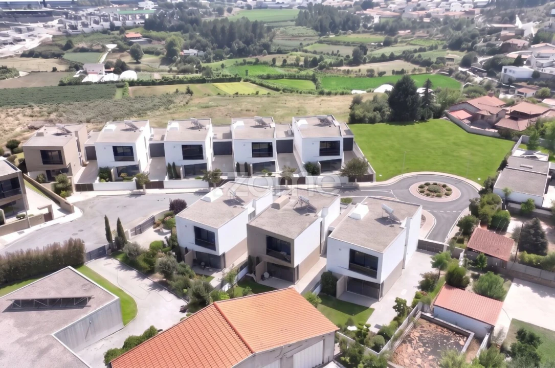 Terreno para Venda em Cristelos, Boim e Ordem Foto 2