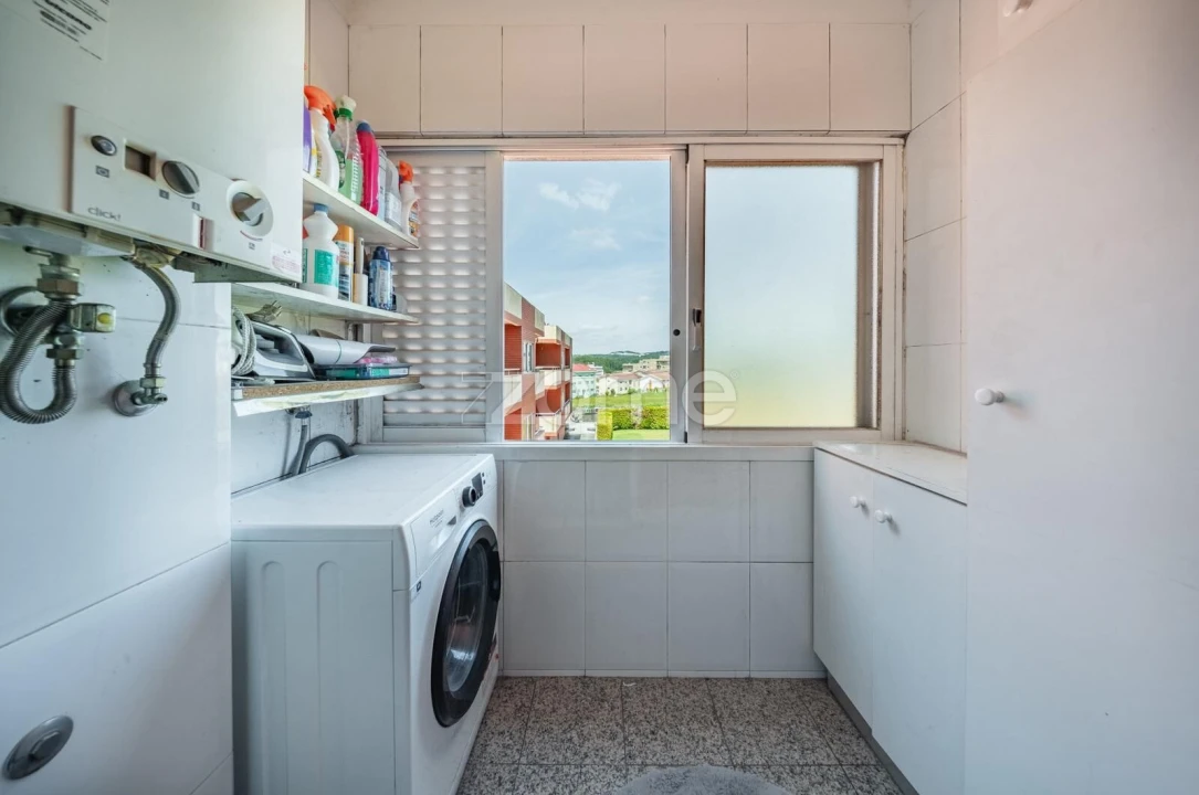 Apartamento T1 para Venda em Rio Tinto Foto 17