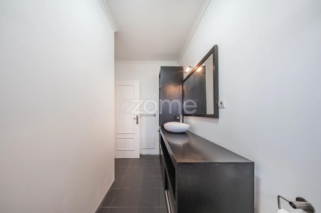 Apartamento T1 para Venda em Rio Tinto Foto 23