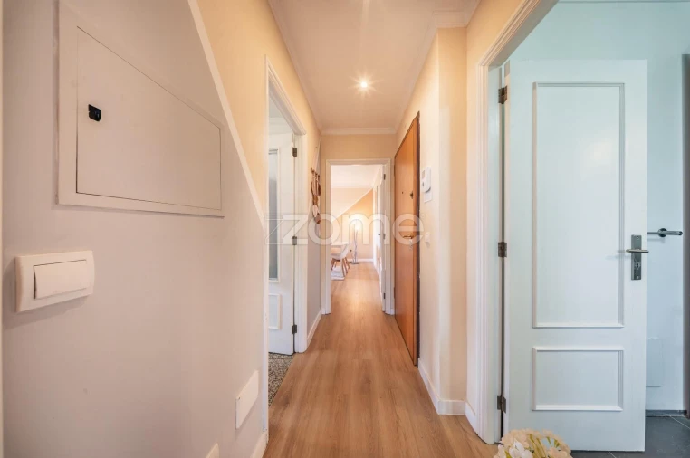 Apartamento T1 para Venda em Rio Tinto Foto 18