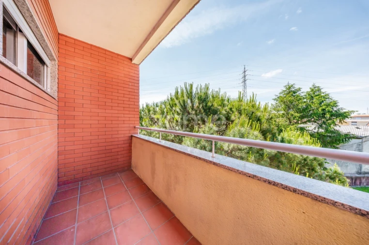 Apartamento T1 para Venda em Rio Tinto Foto 21