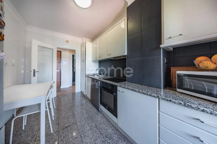 Apartamento T1 para Venda em Rio Tinto Foto 15