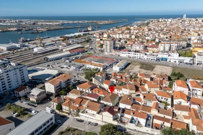 Moradia T4 para Venda em Buarcos