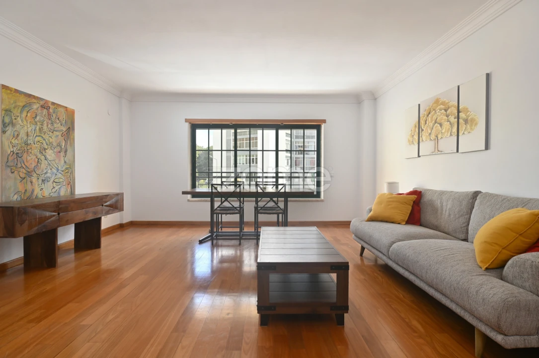 Apartamento T3 para Venda em Cascais e Estoril Foto 2