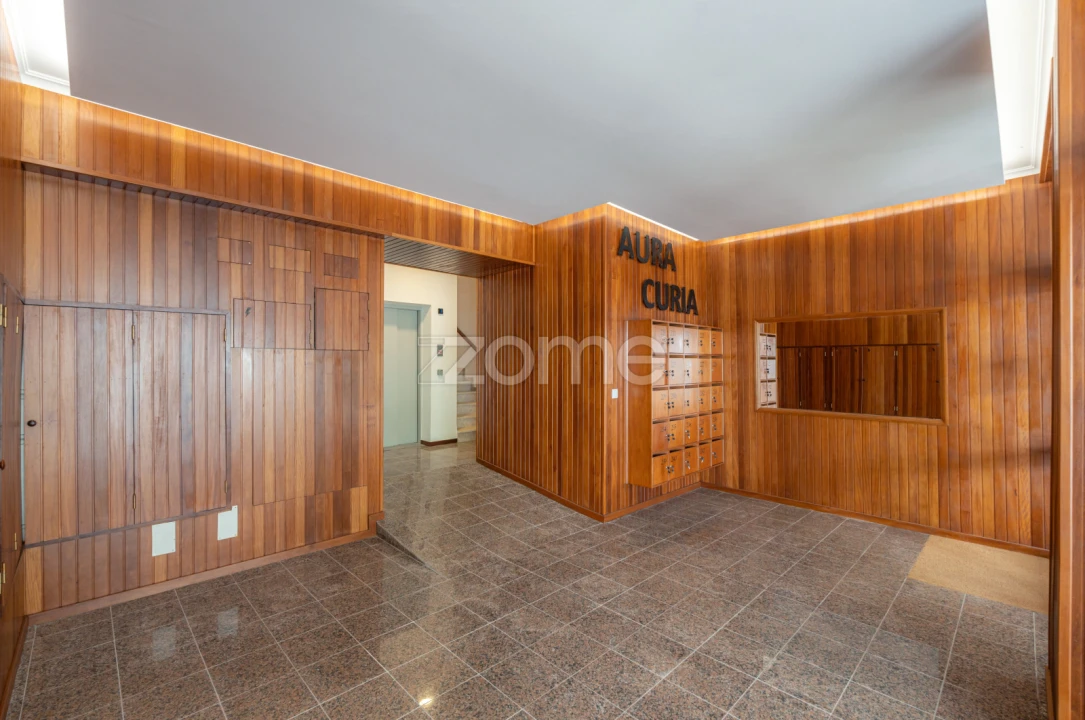 Apartamento T1 para Venda em Tamengos, Aguim e Óis do Bairro Foto 33