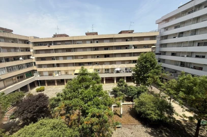 Apartamento T1 para Venda em Tamengos, Aguim e Óis do Bairro