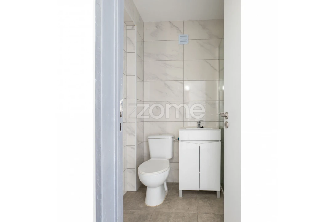 Apartamento T1 para Venda em Massamá e Monte Abraão Foto 13