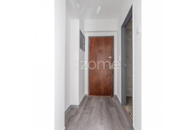 Apartamento T1 para Venda em Massamá e Monte Abraão Foto 7