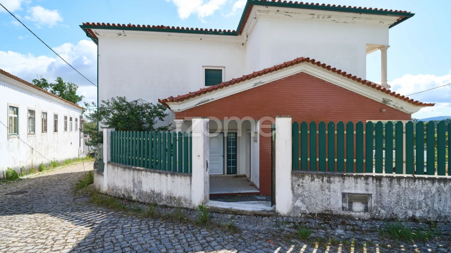 Moradia T3 para Venda em Ansião
