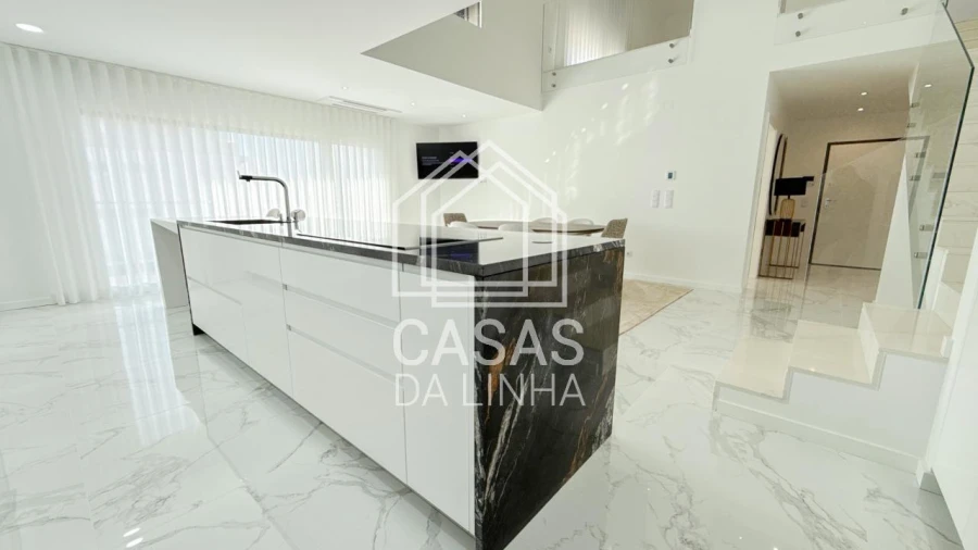 Apartamento T4 para Venda em Montijo e Afonsoeiro Foto 3
