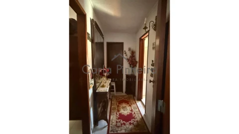 Moradia T2 para Venda em São Domingos e Vale de Água
