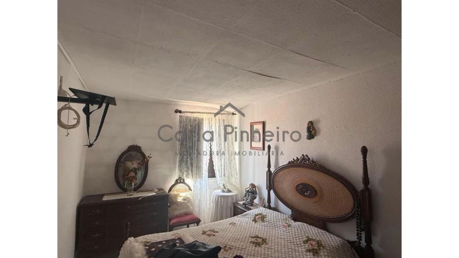 Moradia T2 para Venda em São Domingos e Vale de Água Foto 4