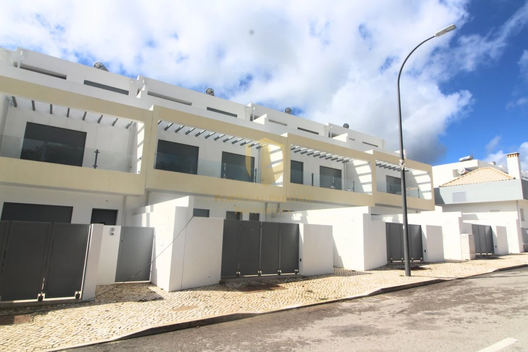 Moradia T3 para Venda em Tavira (Santa Maria e Santiago) Foto 27