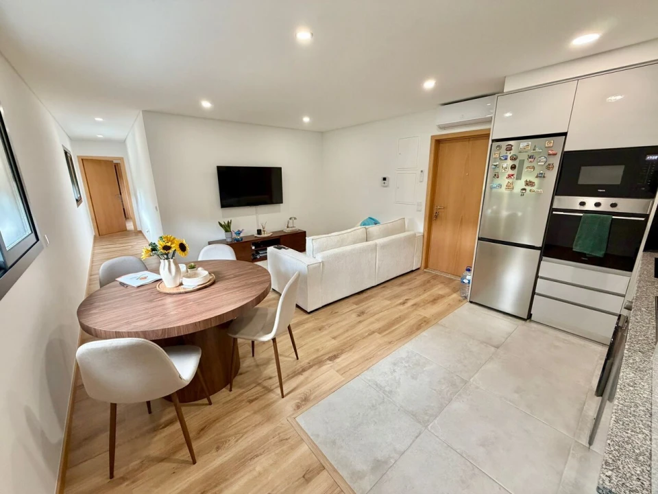 Apartamento T1 para Venda em Pedroso e Seixezelo Foto 4