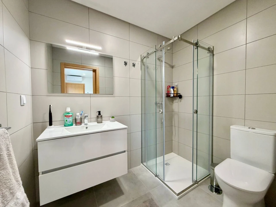 Apartamento T1 para Venda em Pedroso e Seixezelo Foto 8
