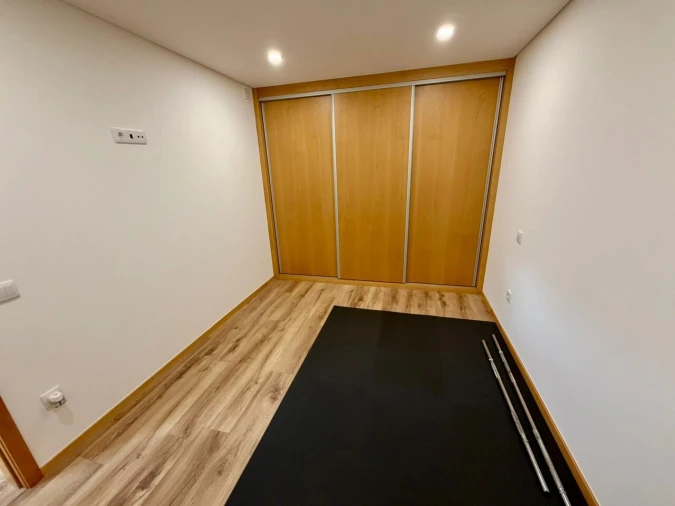 Apartamento T1 para Venda em Pedroso e Seixezelo Foto 17