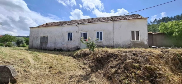 Moradia T2 para Venda em Ferreira do Zezere