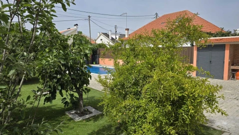 Moradia T5 para Venda em Quinta do Conde