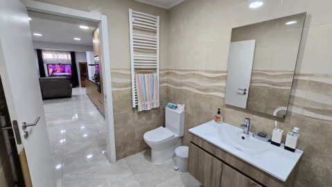 Moradia T5 para Venda em Quinta do Conde