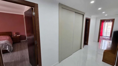 Moradia T5 para Venda em Quinta do Conde