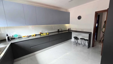 Moradia T5 para Venda em Quinta do Conde