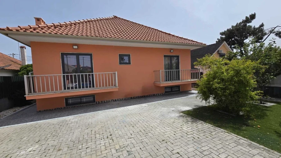 Moradia T5 para Venda em Quinta do Conde Foto 16