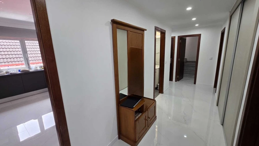 Moradia T5 para Venda em Quinta do Conde Foto 42