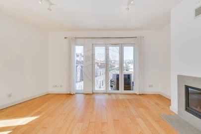 Apartamento T2 para Venda em Misericórdia