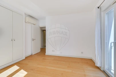 Apartamento T2 para Venda em Misericórdia