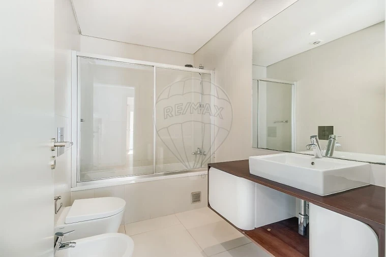 Apartamento T2 para Venda em Misericórdia Foto 23