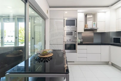Apartamento T3 para Venda em Setubal (São Sebastião)