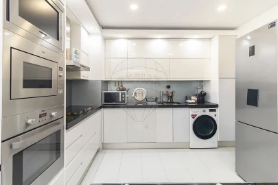 Apartamento T3 para Venda em Setubal (São Sebastião)