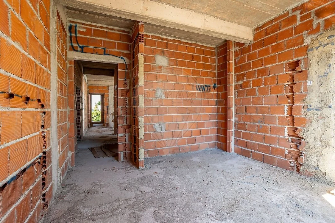 Moradia T4 para Venda em Carcavelos e Parede Foto 25