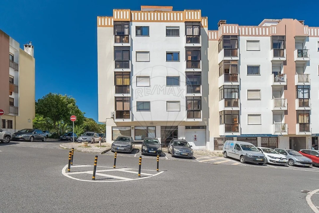 Apartamento T2 para Venda em Águas Livres Foto 21