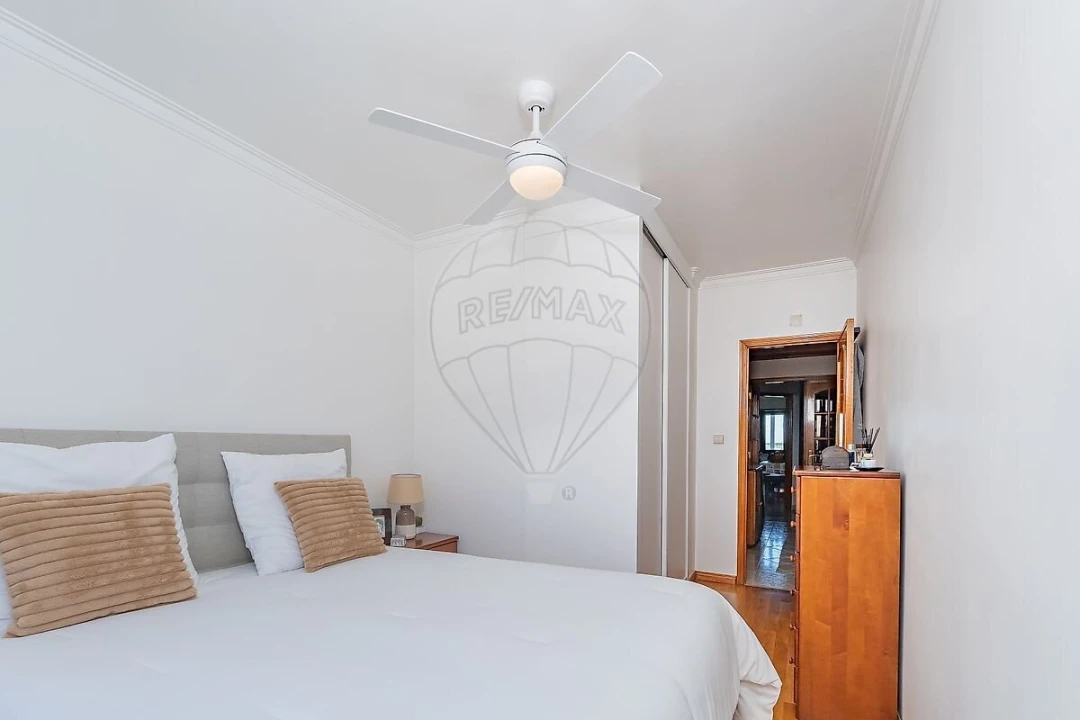 Apartamento T2 para Venda em Águas Livres Foto 7