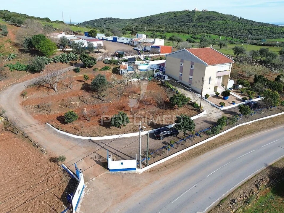 Moradia T5 para Venda em Caia, São Pedro e Alcáçova Foto 1