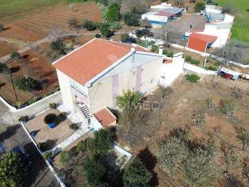 Moradia T5 para Venda em Caia, São Pedro e Alcáçova