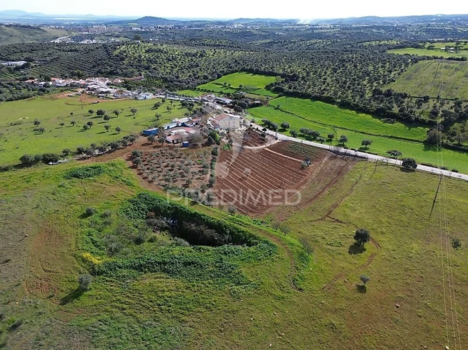 Moradia T5 para Venda em Caia, São Pedro e Alcáçova Foto 9
