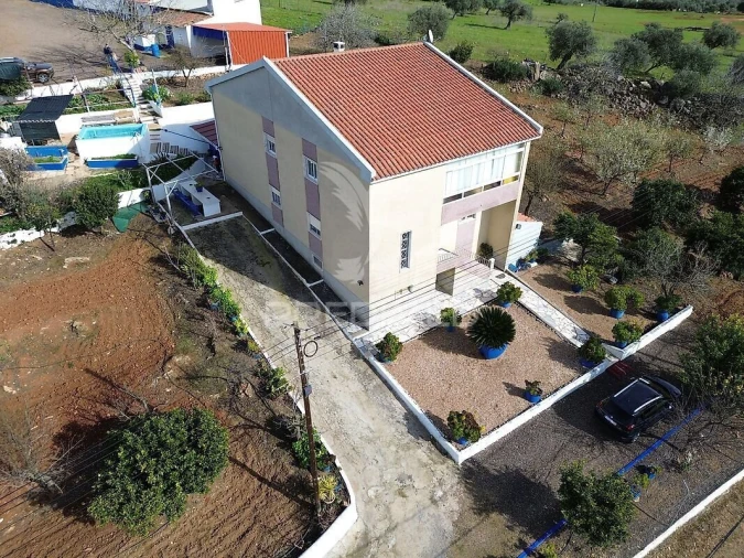 Moradia T5 para Venda em Caia, São Pedro e Alcáçova Foto 7