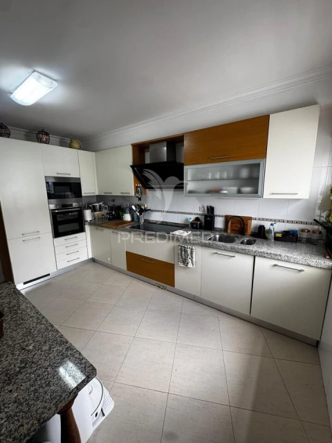 Apartamento T2 para Venda em Mina de Água