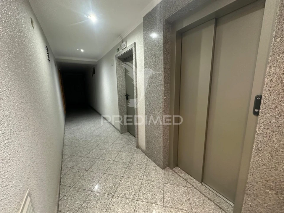 Apartamento T2 para Venda em Mina de Água Foto 27