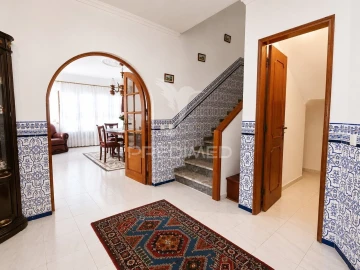 Moradia T3 para Venda em Quelfes