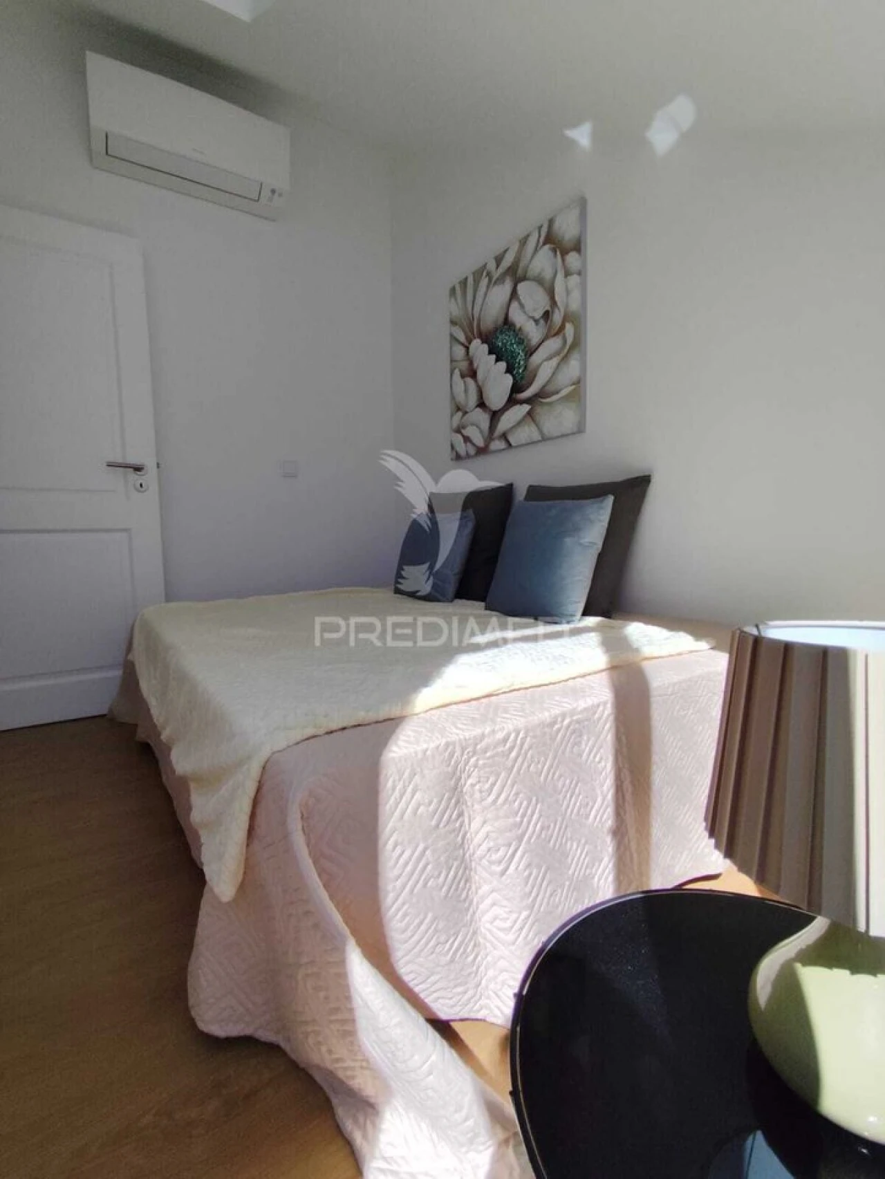 Apartamento T2 para Venda em Santo António Foto 7