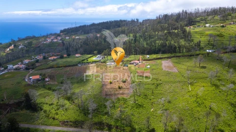 Terreno para Venda em Fajã da Ovelha